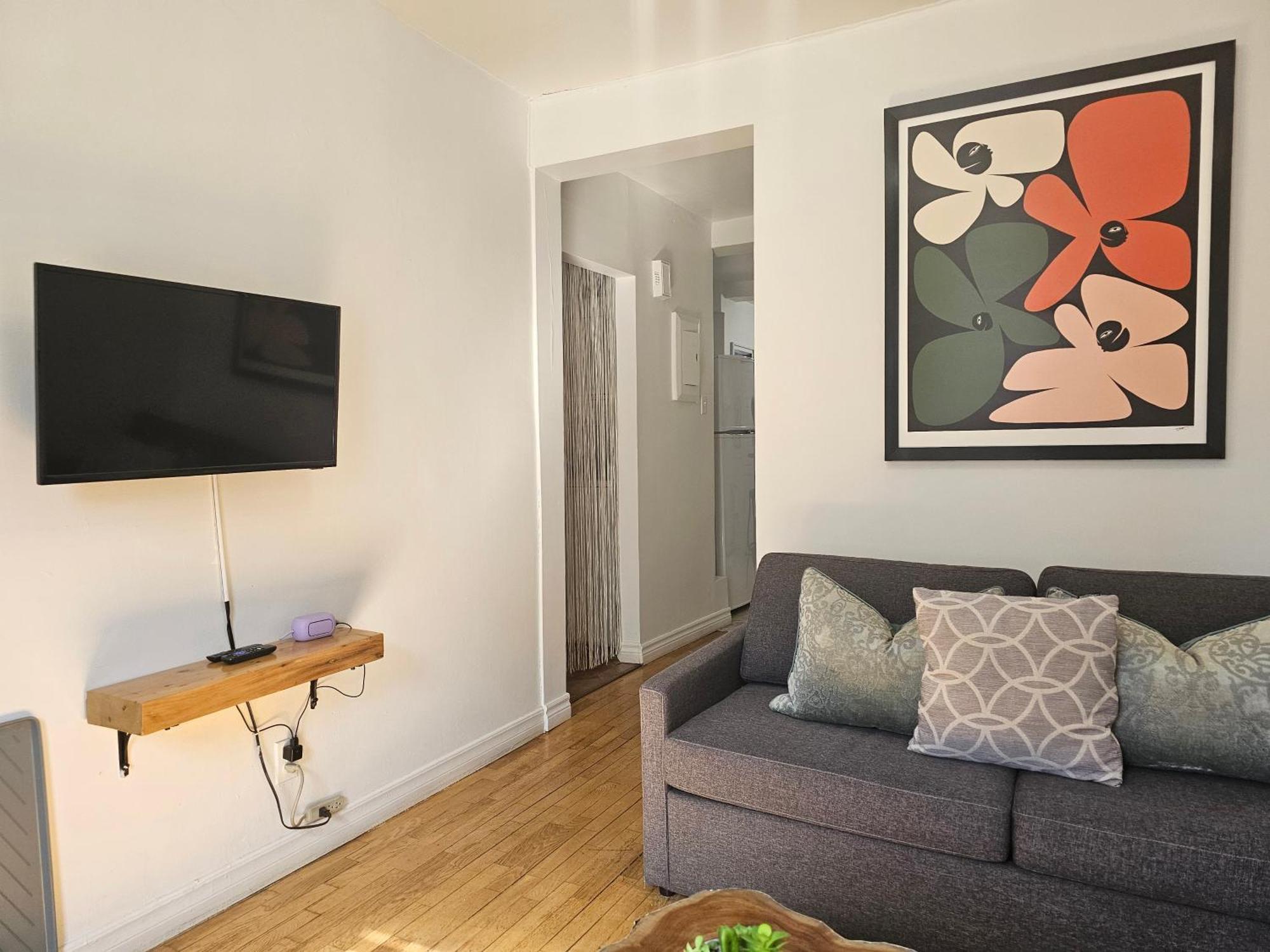 Espace Couronne By Hebergements Dcl * Quebec City